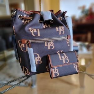 Dooney & Bourke NWT Monogram Drawstring w/Wallet